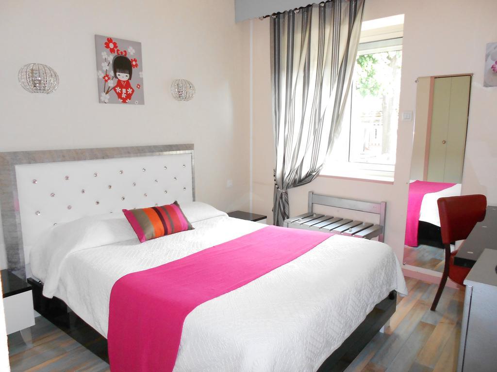 Logis Hotel Restaurant Residence Nissan-lez-Enserune Pokoj fotografie
